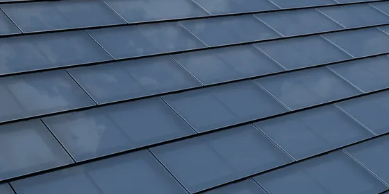 Solcelletagsten integreret i tagfladen